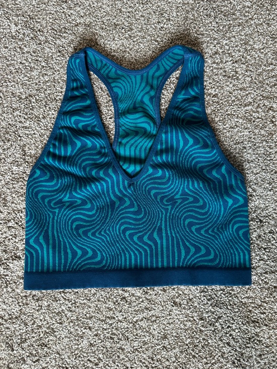 Free People Tops - Free People Movement Jacquard Free Throw Crop Top - Size Large
